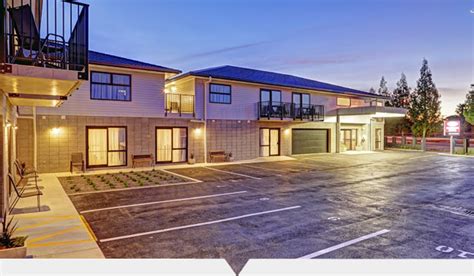 motels close to waikato hospital.